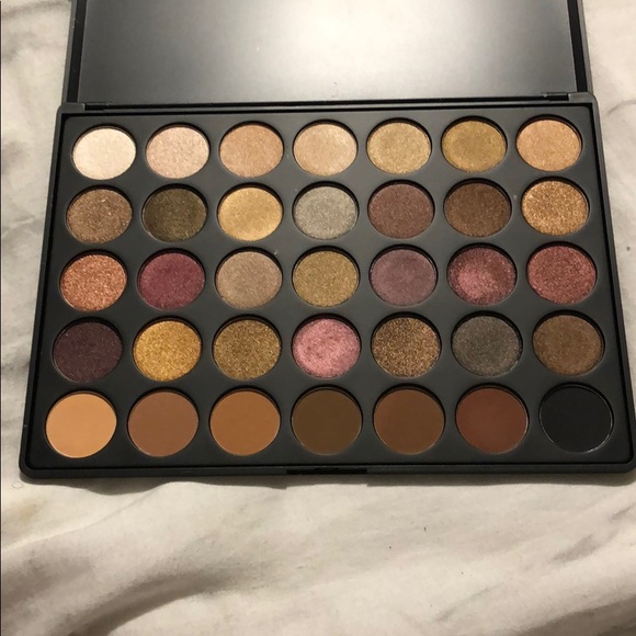 ‼️SOLD ON MERCARI‼️ Morphe Palette - Picture 1 of 3
